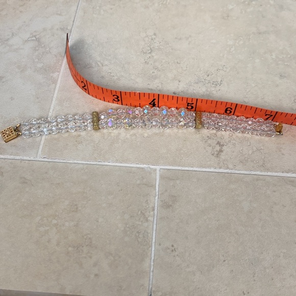 Beaded bracelet with clasp - Picture 2 of 3